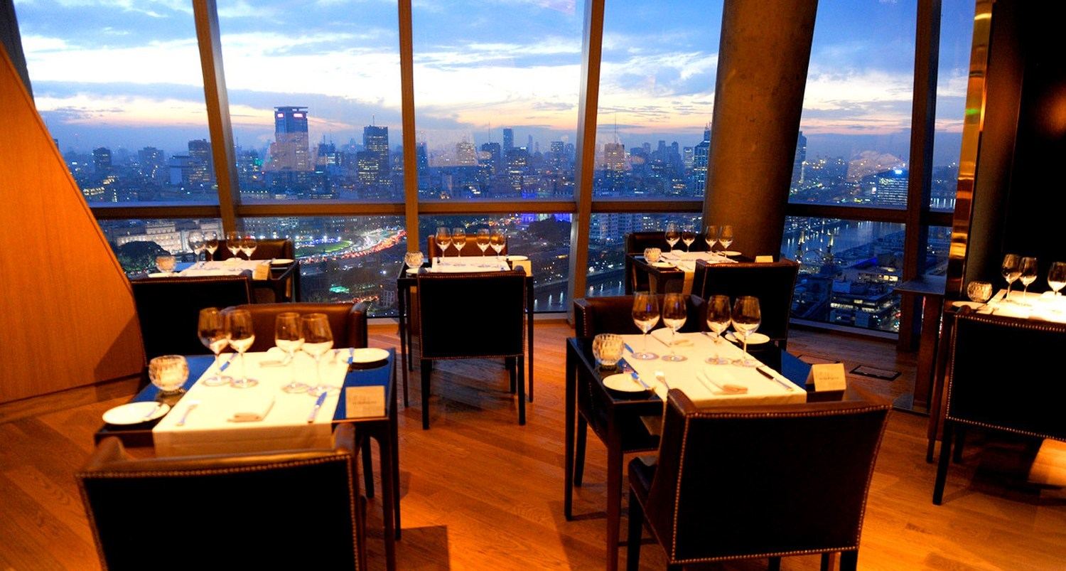 Icon Hotel salón